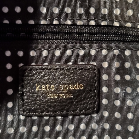 Authentic Kate Spade Vintage Handbag. EUC - Picture 4 of 8